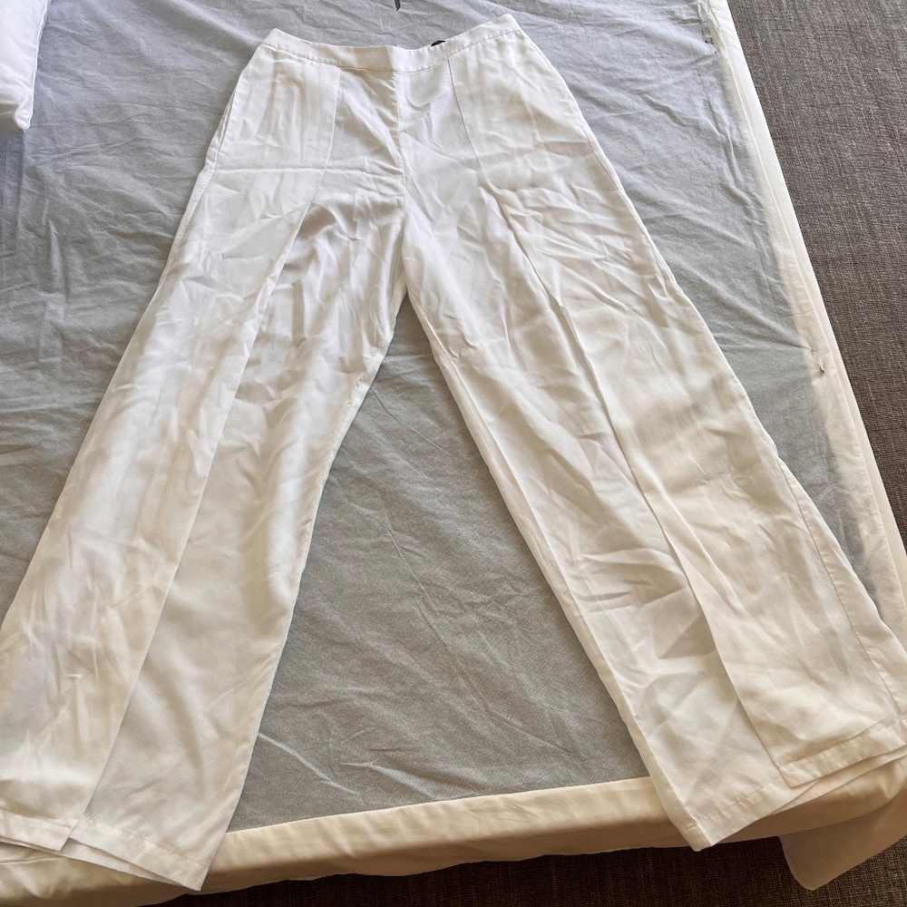 White BCBG Pants